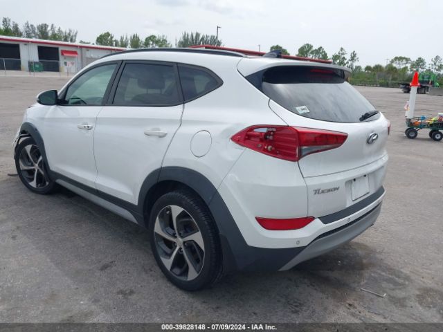 Photo 2 VIN: KM8J33A22JU706566 - HYUNDAI TUCSON 