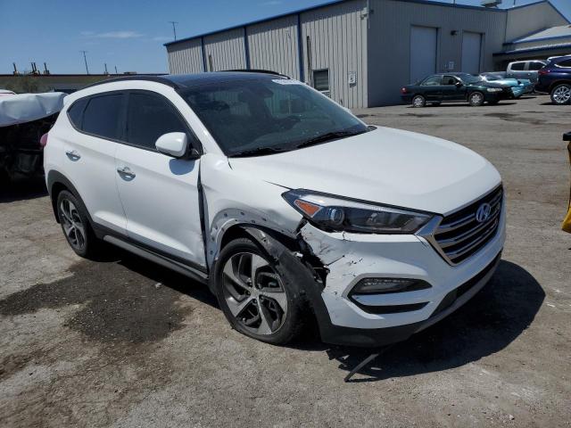 Photo 3 VIN: KM8J33A22JU780828 - HYUNDAI TUCSON 