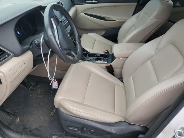 Photo 6 VIN: KM8J33A23GU028600 - HYUNDAI TUCSON 