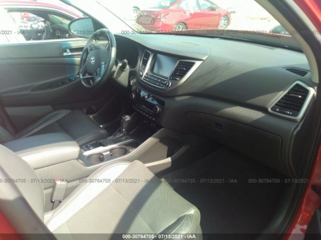 Photo 4 VIN: KM8J33A23GU029391 - HYUNDAI TUCSON 