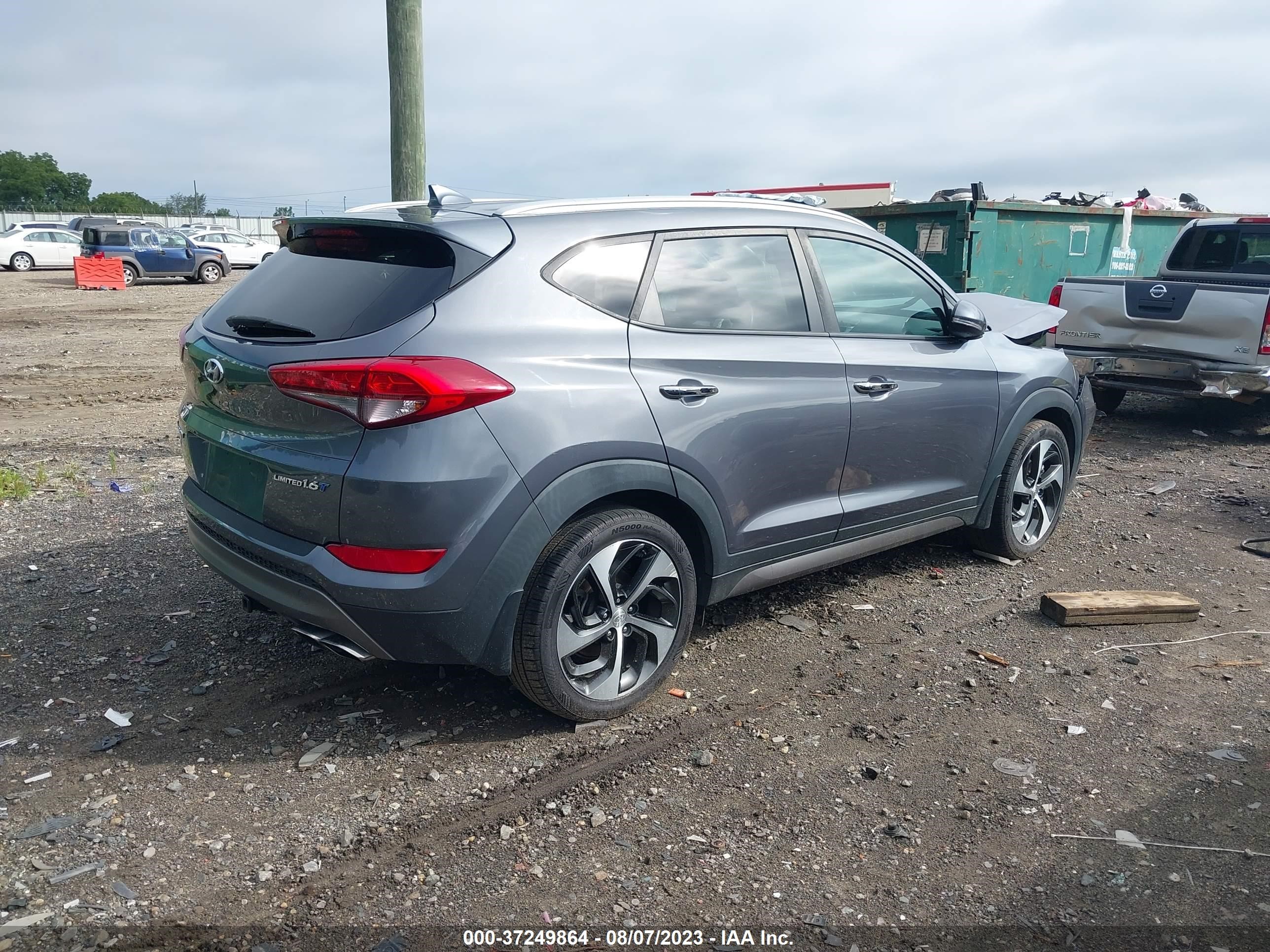 Photo 3 VIN: KM8J33A23GU216758 - HYUNDAI TUCSON 