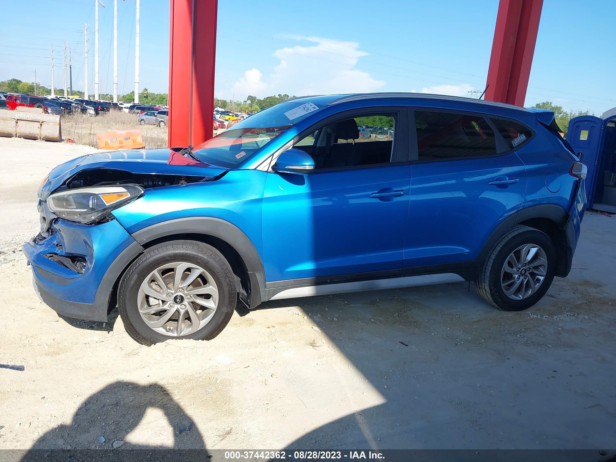 Photo 12 VIN: KM8J33A23HU480984 - HYUNDAI TUCSON 