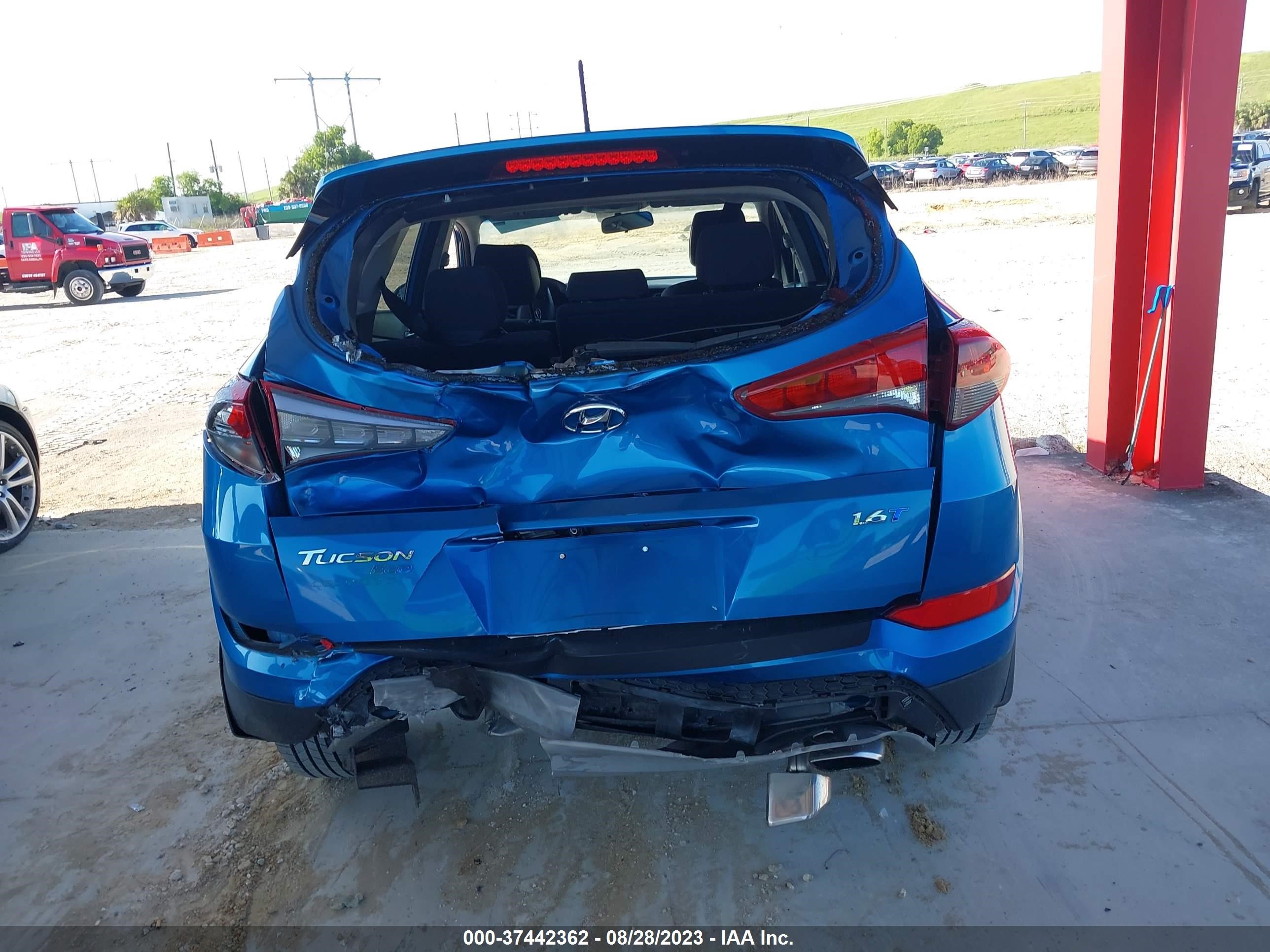 Photo 5 VIN: KM8J33A23HU480984 - HYUNDAI TUCSON 