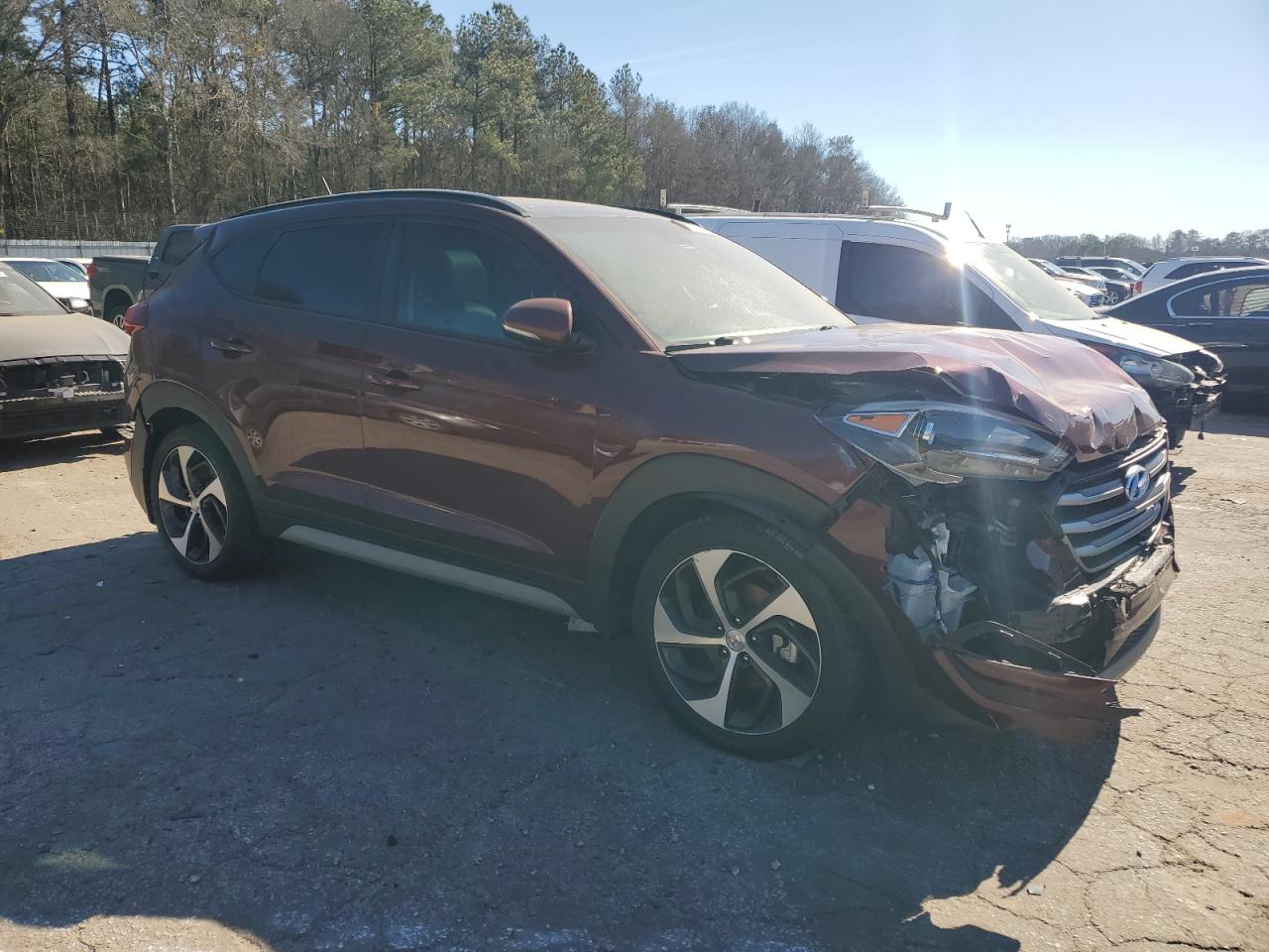 Photo 3 VIN: KM8J33A23HU563802 - HYUNDAI TUCSON 