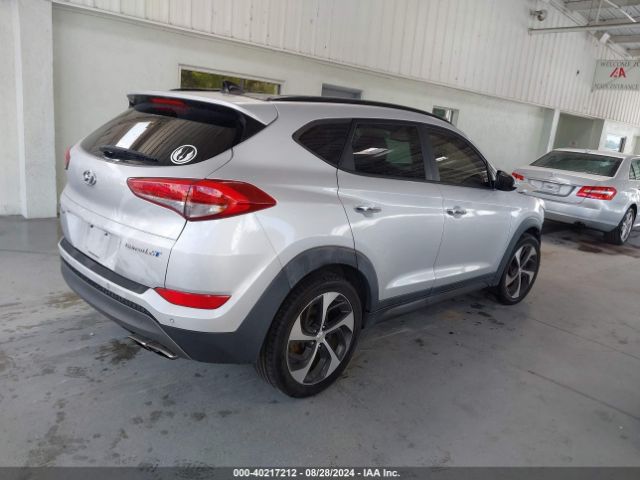 Photo 3 VIN: KM8J33A24GU063811 - HYUNDAI TUCSON 