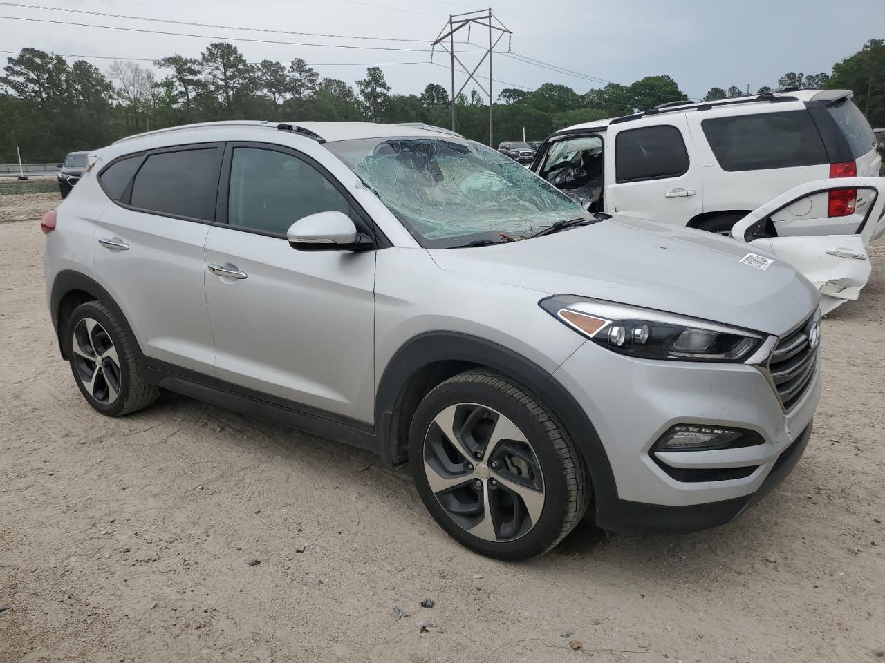 Photo 3 VIN: KM8J33A24GU160944 - HYUNDAI TUCSON 