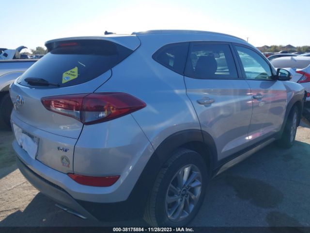 Photo 3 VIN: KM8J33A24HU308334 - HYUNDAI TUCSON 