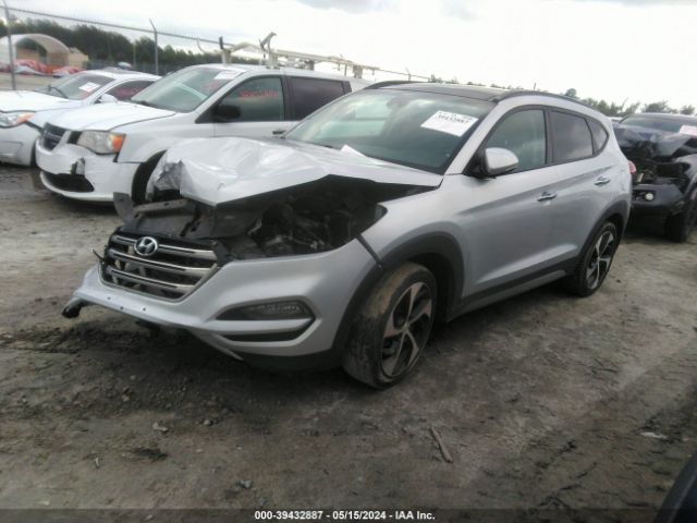 Photo 1 VIN: KM8J33A24HU315543 - HYUNDAI TUCSON 