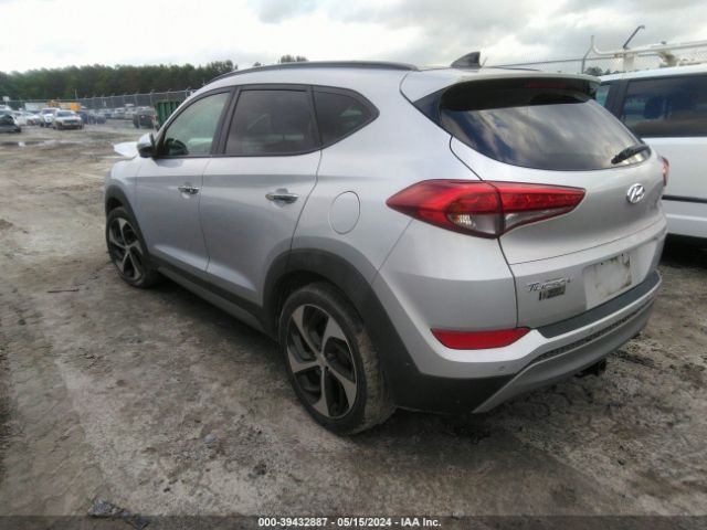 Photo 2 VIN: KM8J33A24HU315543 - HYUNDAI TUCSON 