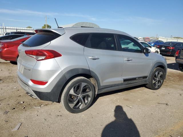 Photo 2 VIN: KM8J33A24HU323500 - HYUNDAI TUCSON LIM 