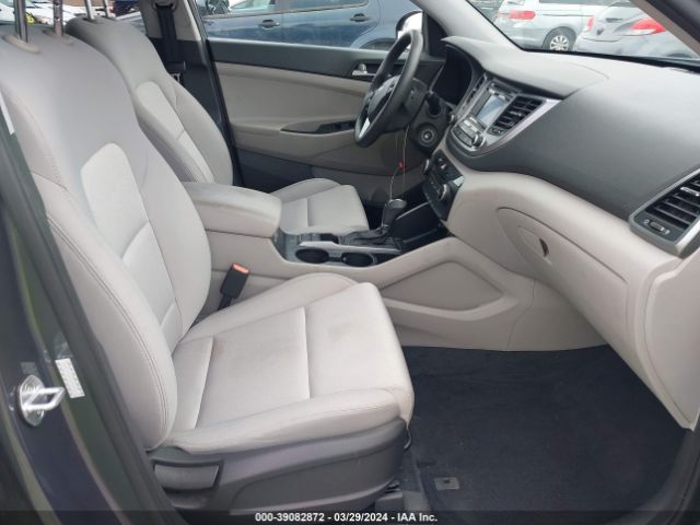 Photo 4 VIN: KM8J33A24HU406408 - HYUNDAI TUCSON 