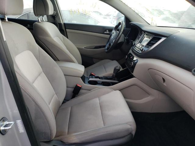 Photo 4 VIN: KM8J33A24HU458704 - HYUNDAI TUCSON LIM 