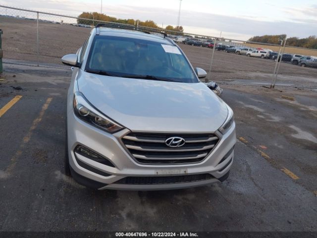 Photo 5 VIN: KM8J33A24HU563971 - HYUNDAI TUCSON 