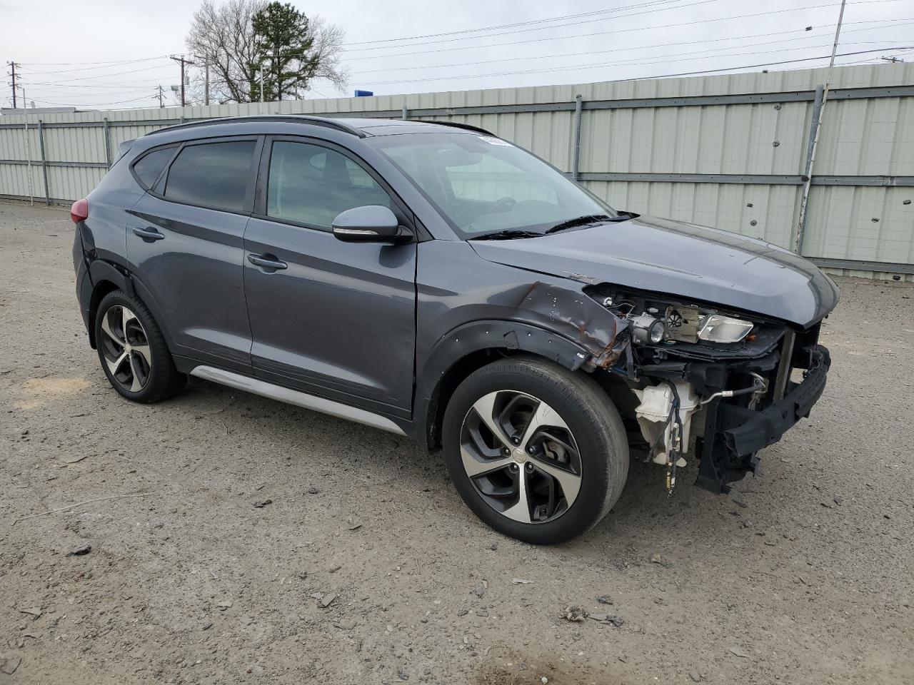 Photo 3 VIN: KM8J33A24JU750617 - HYUNDAI TUCSON 