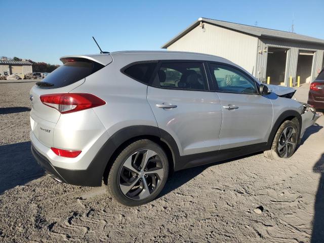 Photo 2 VIN: KM8J33A25GU089625 - HYUNDAI TUCSON LIM 