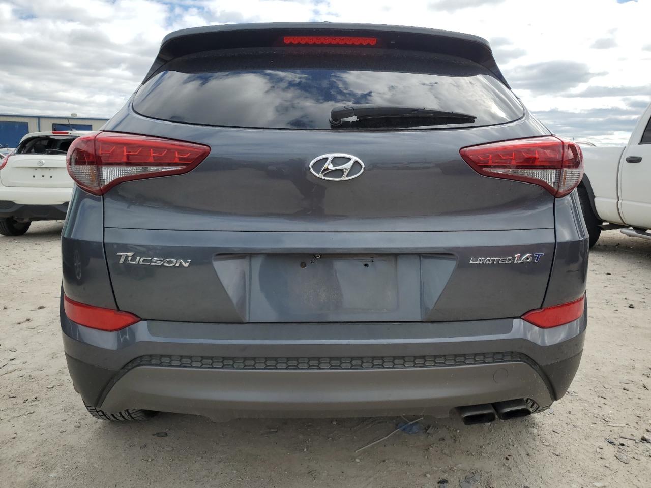 Photo 5 VIN: KM8J33A25GU182306 - HYUNDAI TUCSON 