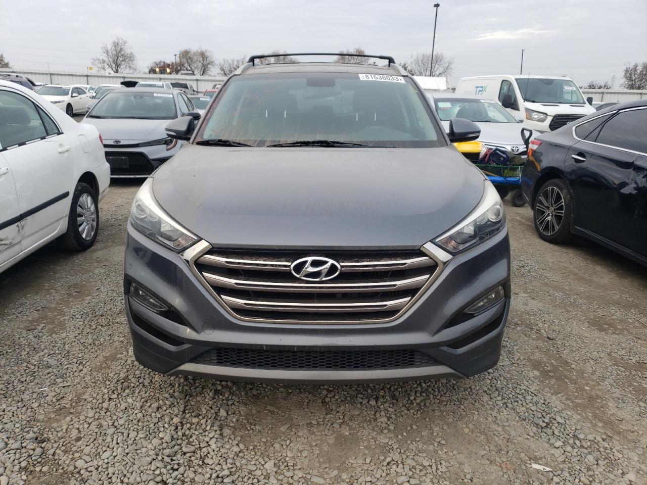 Photo 4 VIN: KM8J33A25GU201002 - HYUNDAI TUCSON 