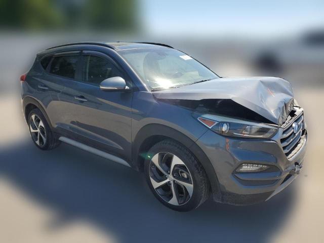 Photo 3 VIN: KM8J33A25JU667701 - HYUNDAI TUCSON 