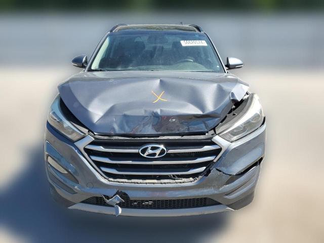 Photo 4 VIN: KM8J33A25JU667701 - HYUNDAI TUCSON 