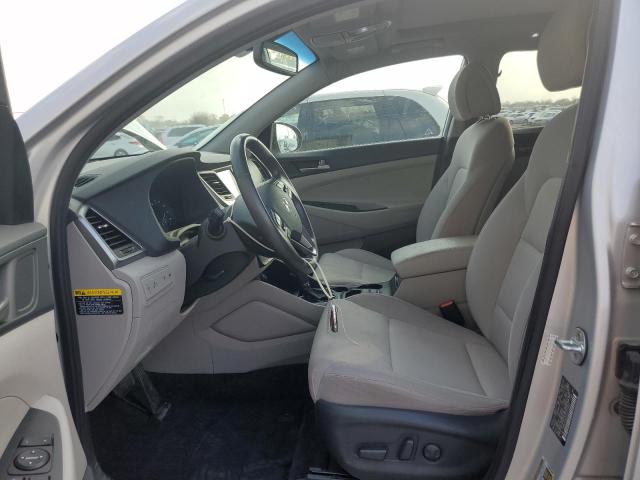 Photo 6 VIN: KM8J33A25JU701832 - HYUNDAI TUCSON 