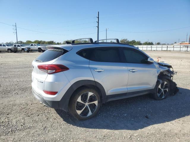 Photo 2 VIN: KM8J33A26GU261239 - HYUNDAI TUCSON LIM 