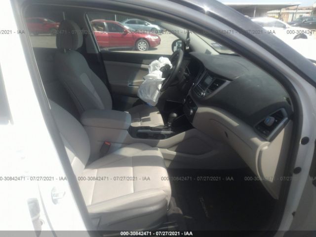 Photo 4 VIN: KM8J33A26HU378188 - HYUNDAI TUCSON 