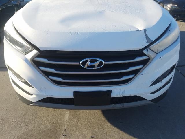 Photo 8 VIN: KM8J33A26HU463757 - HYUNDAI TUCSON LIM 