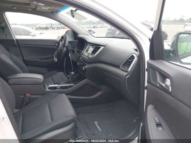 Photo 4 VIN: KM8J33A26HU550395 - HYUNDAI TUCSON 