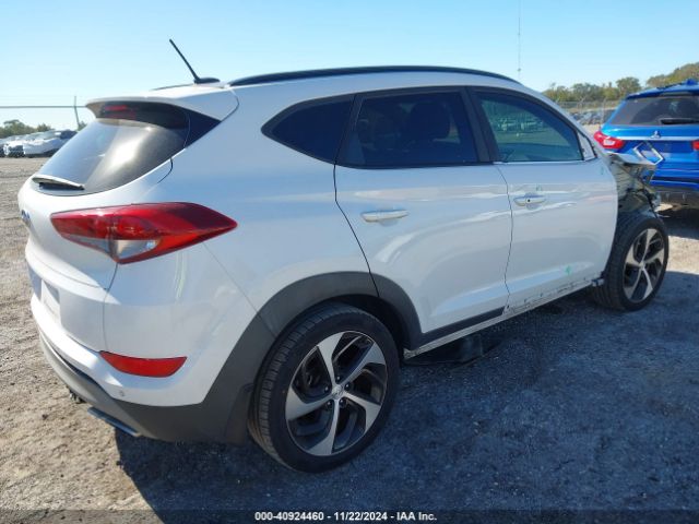 Photo 3 VIN: KM8J33A26HU574857 - HYUNDAI TUCSON 