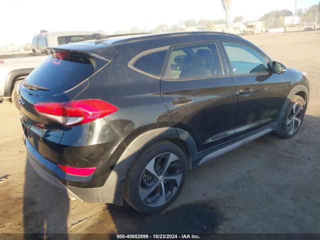 Photo 3 VIN: KM8J33A26JU700043 - HYUNDAI TUCSON 