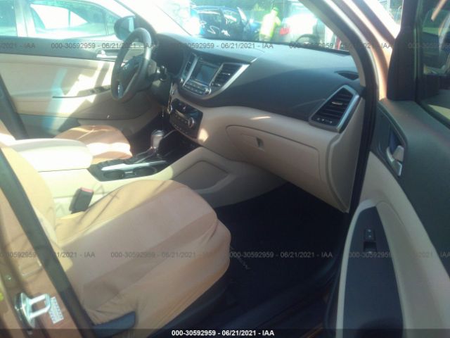 Photo 4 VIN: KM8J33A27HU362825 - HYUNDAI TUCSON 