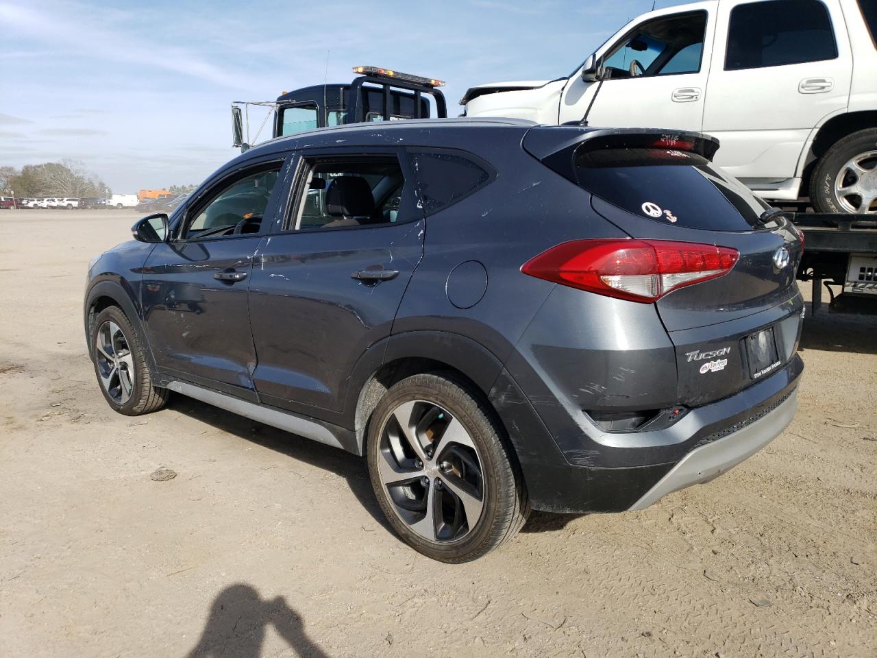 Photo 1 VIN: KM8J33A27HU382833 - HYUNDAI TUCSON 