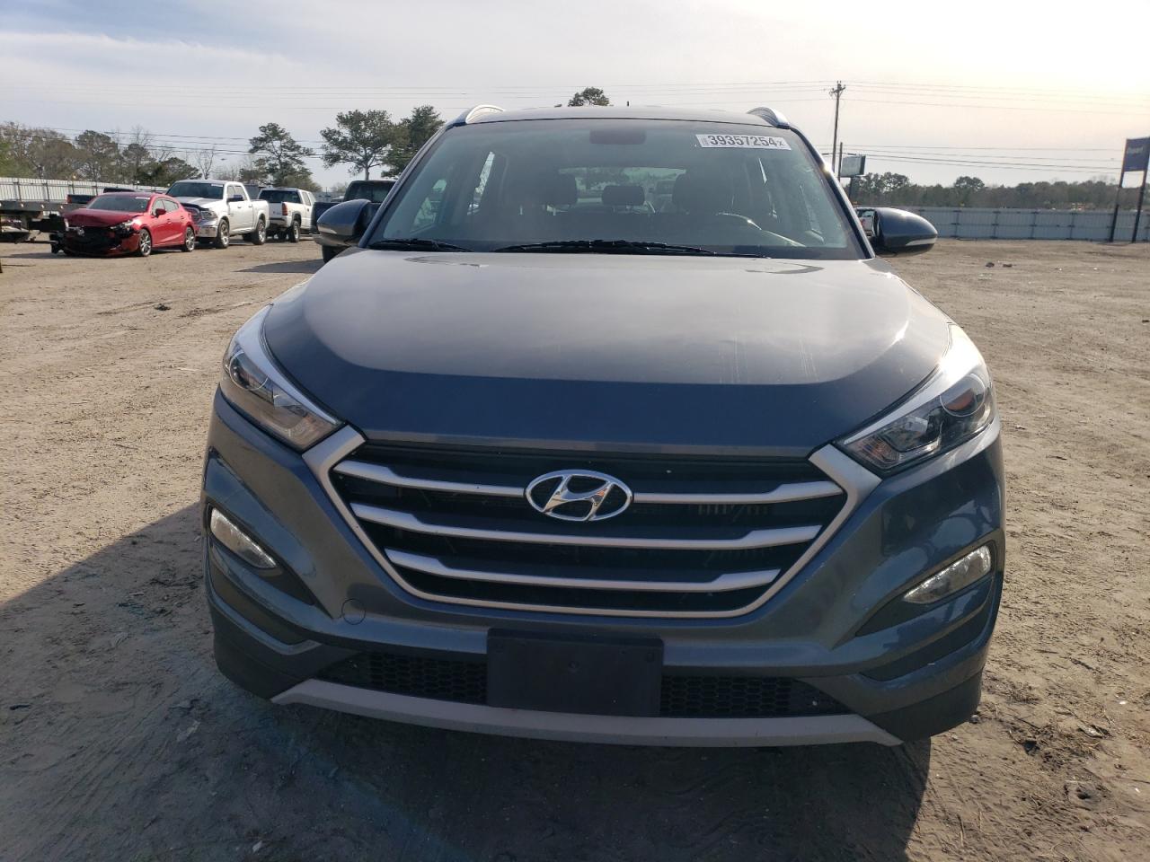 Photo 4 VIN: KM8J33A27HU382833 - HYUNDAI TUCSON 