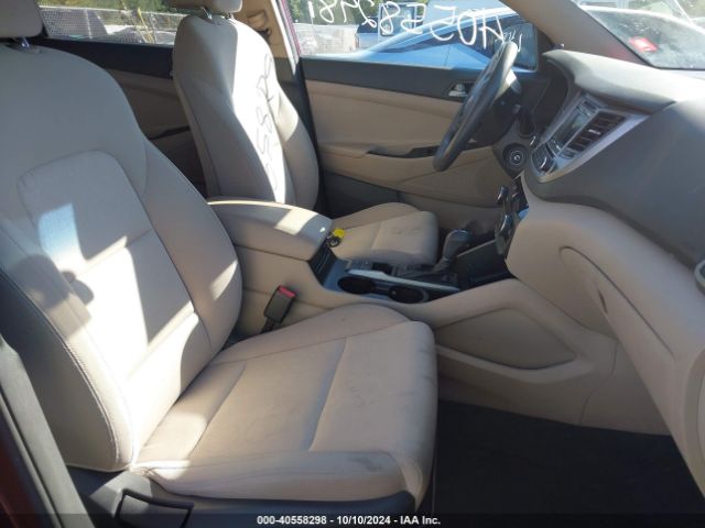 Photo 4 VIN: KM8J33A27HU469695 - HYUNDAI TUCSON 