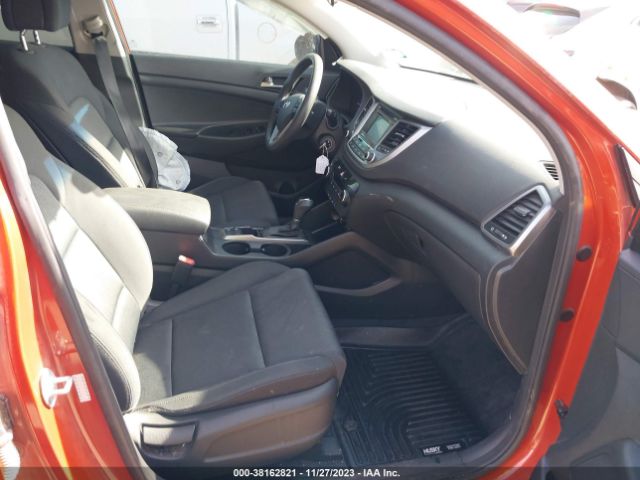 Photo 4 VIN: KM8J33A27HU504607 - HYUNDAI TUCSON 