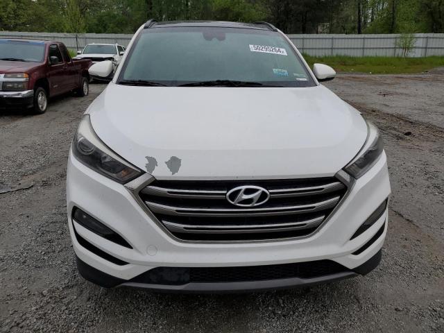 Photo 4 VIN: KM8J33A28GU082703 - HYUNDAI TUCSON 