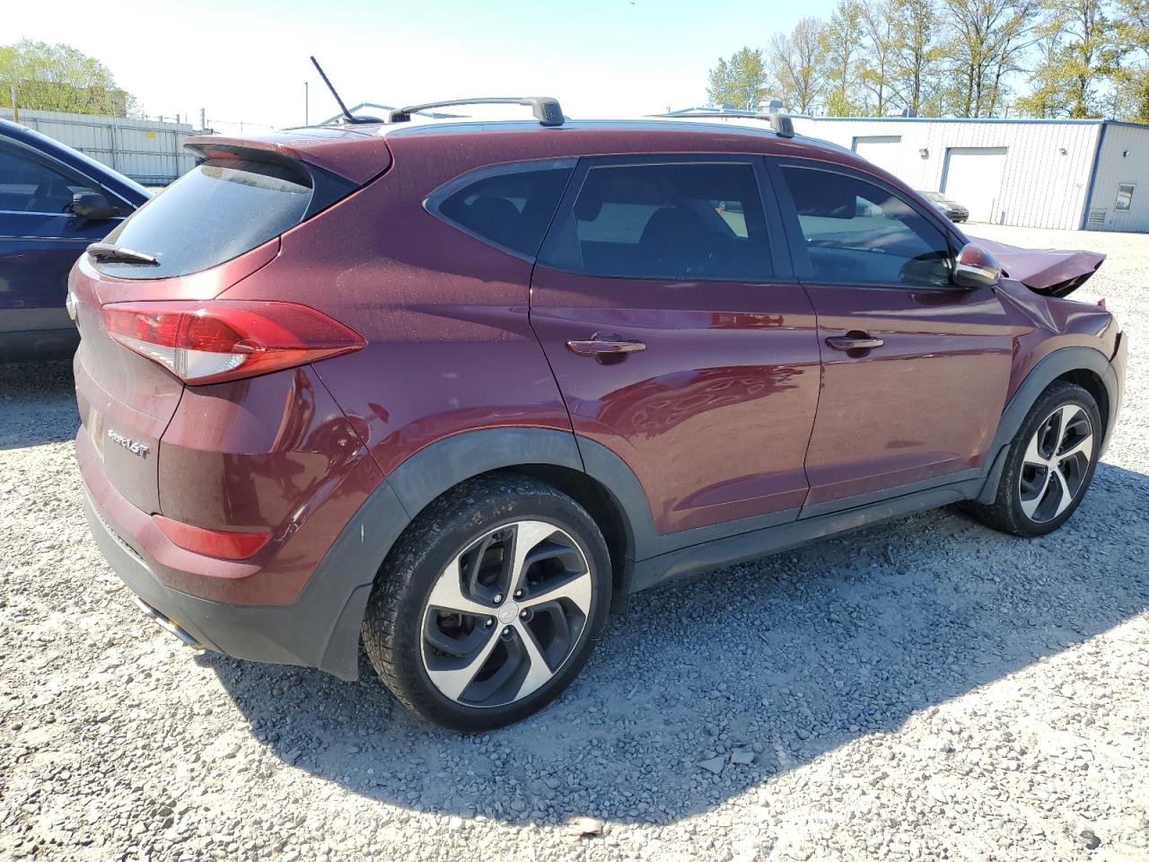 Photo 2 VIN: KM8J33A28GU095452 - HYUNDAI TUCSON 