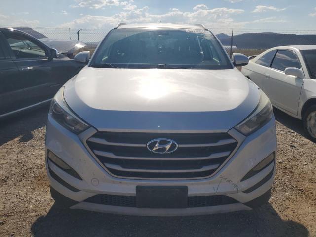 Photo 4 VIN: KM8J33A28HU279498 - HYUNDAI TUCSON 