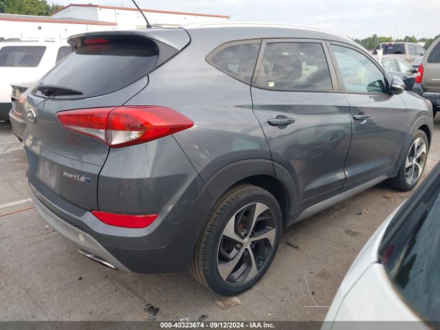 Photo 3 VIN: KM8J33A28HU355429 - HYUNDAI TUCSON 