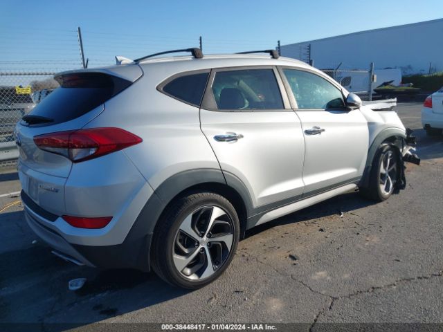 Photo 3 VIN: KM8J33A28HU390570 - HYUNDAI TUCSON 