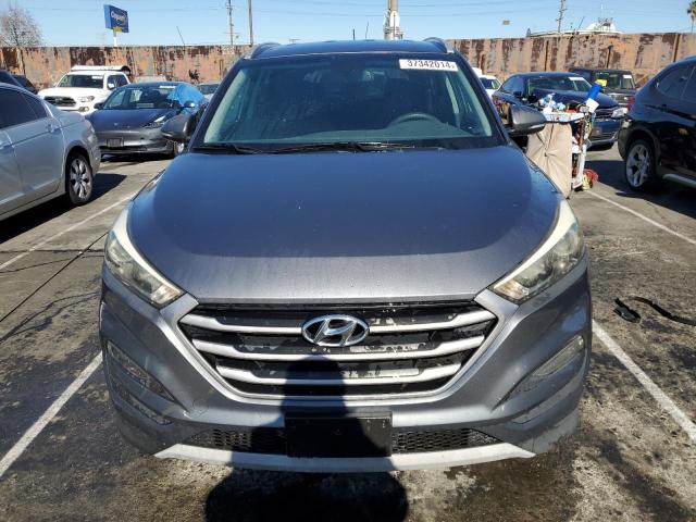 Photo 4 VIN: KM8J33A28HU406248 - HYUNDAI TUCSON 