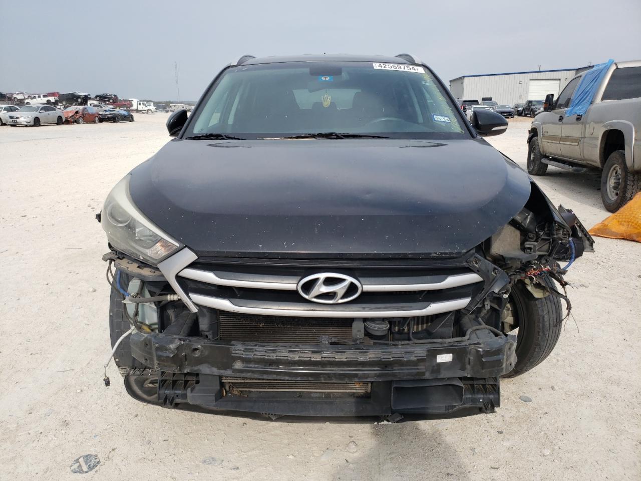 Photo 4 VIN: KM8J33A28HU439962 - HYUNDAI TUCSON 