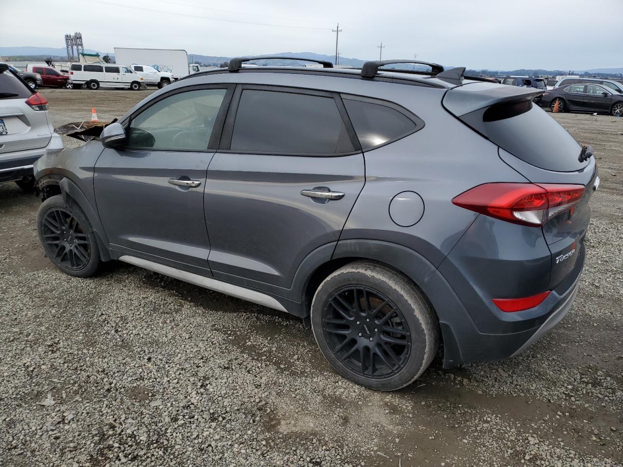 Photo 1 VIN: KM8J33A28JU607038 - HYUNDAI TUCSON 