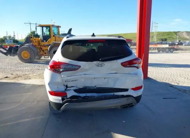 Photo 5 VIN: KM8J33A28JU632831 - HYUNDAI TUCSON 