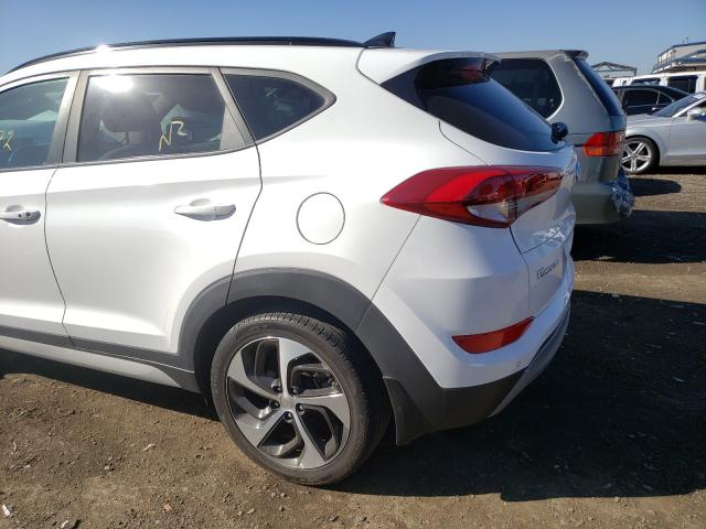 Photo 8 VIN: KM8J33A28JU822578 - HYUNDAI TUCSON VAL 