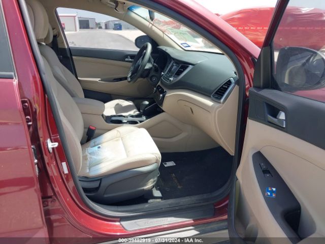 Photo 4 VIN: KM8J33A29GU154640 - HYUNDAI TUCSON 