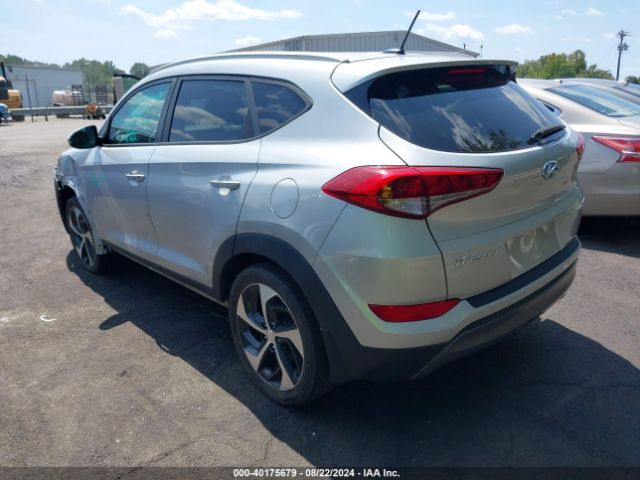 Photo 2 VIN: KM8J33A29GU161636 - HYUNDAI TUCSON 