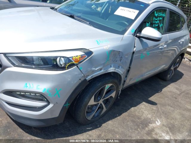 Photo 5 VIN: KM8J33A29GU161636 - HYUNDAI TUCSON 