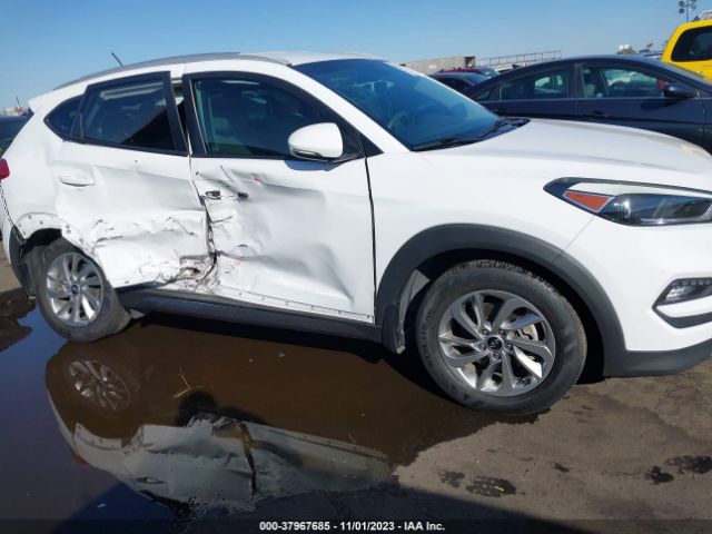 Photo 5 VIN: KM8J33A29GU164083 - HYUNDAI TUCSON 