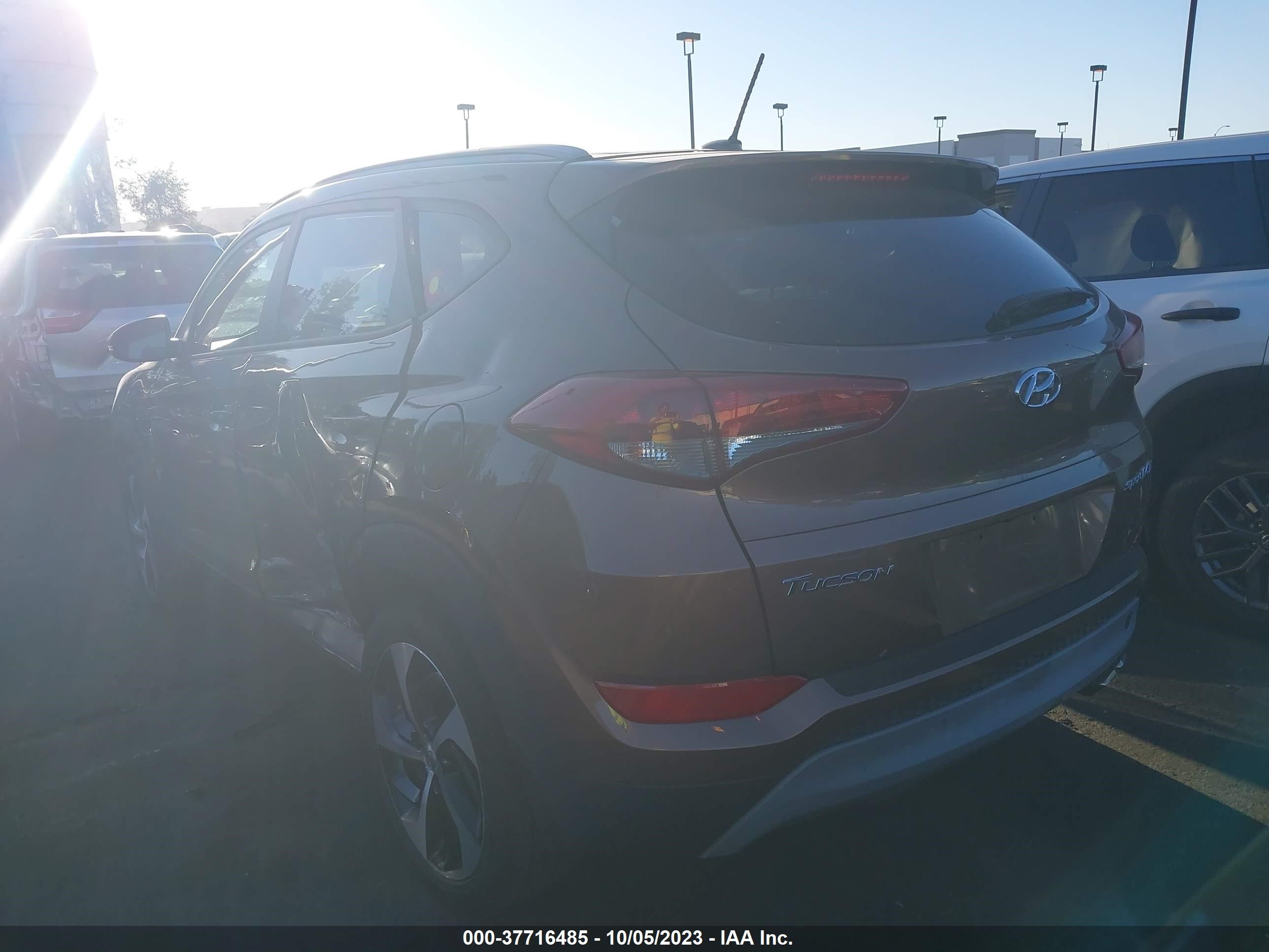 Photo 2 VIN: KM8J33A29HU460173 - HYUNDAI TUCSON 